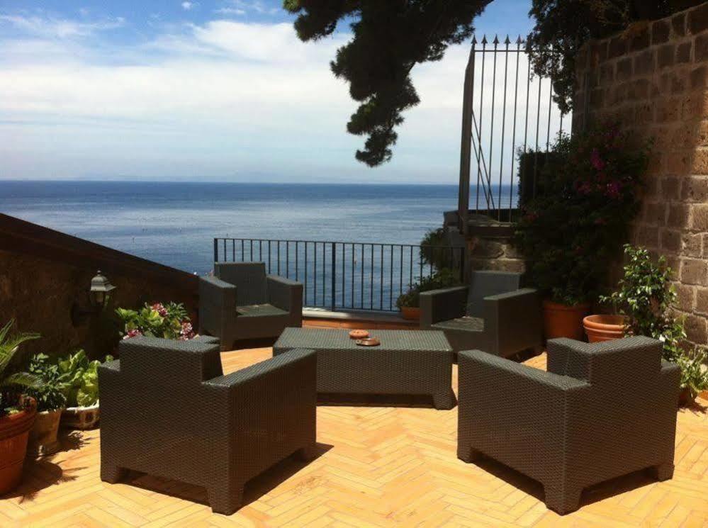 Bed and Breakfast Casa A Mare Sorrent Exterior foto